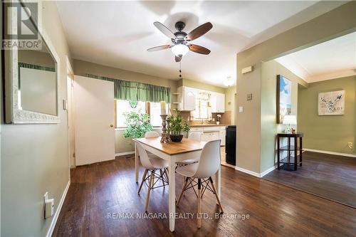 6820 Wilinger Street, Niagara Falls, ON - Indoor Photo Showing Dining Room