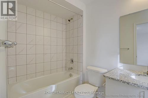 105 Air Dancer Crescent, Oshawa, ON - Indoor Photo Showing Bathroom