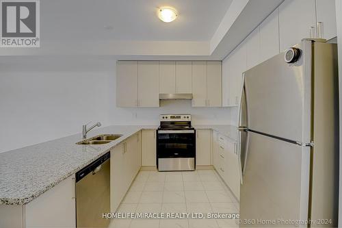 105 Air Dancer Crescent, Oshawa, ON - Indoor Photo Showing Kitchen With Stainless Steel Kitchen With Double Sink