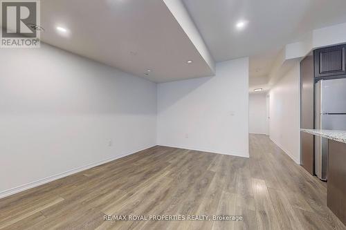 135 - 515 Kingbird Grove, Toronto, ON - Indoor Photo Showing Other Room