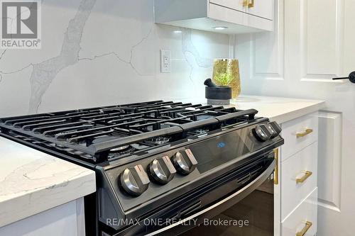 24 Cresser Avenue, Whitby, ON - Indoor Photo Showing Kitchen