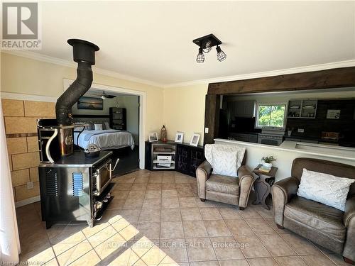 360537 160 Road, Grey Highlands, ON - Indoor Photo Showing Living Room