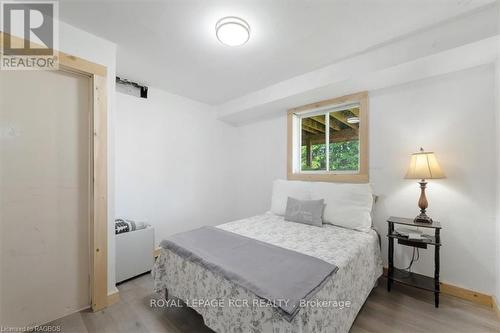 360537 160 Road, Grey Highlands, ON - Indoor Photo Showing Bedroom