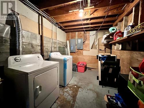 897-899 Summit Avenue, Prince Rupert, BC - Indoor Photo Showing Laundry Room