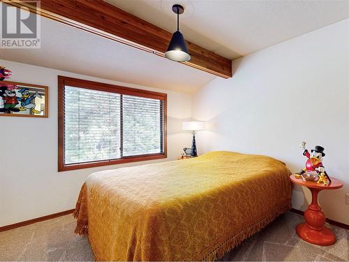 3999 Eastwood Court, Kelowna, BC - Indoor Photo Showing Bedroom