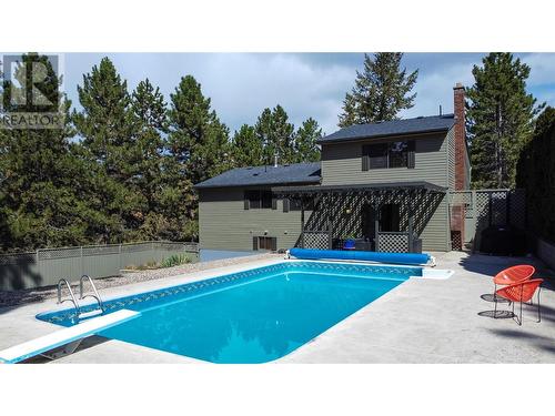 3999 Eastwood Court, Kelowna, BC - Outdoor With In Ground Pool