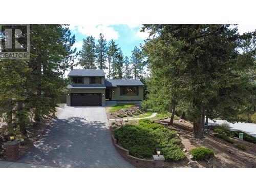 3999 Eastwood Court, Kelowna, BC - Outdoor With Facade