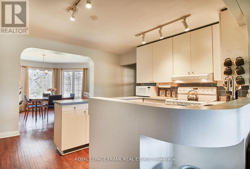 102 Sanford Street, Brighton, ON - Indoor Photo Showing Kitchen