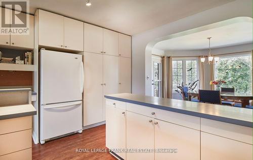 102 Sanford Street, Brighton, ON - Indoor Photo Showing Kitchen