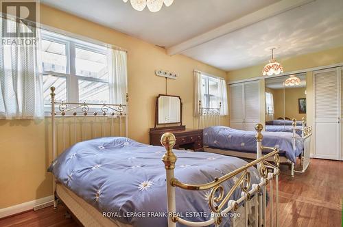 102 Sanford Street, Brighton, ON - Indoor Photo Showing Bedroom