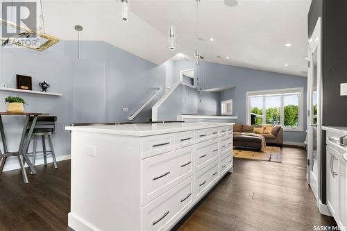 3601 Parliament Avenue, Regina, SK - Indoor Photo Showing Kitchen