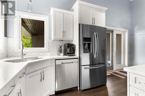 3601 Parliament Avenue, Regina, SK - Indoor Photo Showing Kitchen With Stainless Steel Kitchen With Double Sink