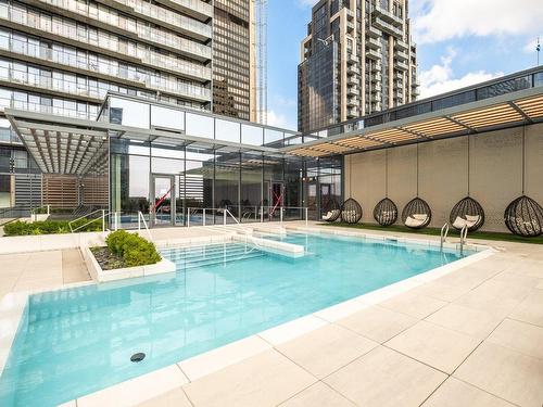 Piscine - 3202-720 Rue St-Jacques, Montréal (Ville-Marie), QC - Outdoor With In Ground Pool