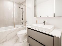 Ensuite bathroom - 