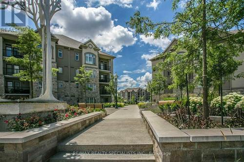 403 - 1460 Main Street E, Milton (Dempsey), ON - Outdoor With Balcony