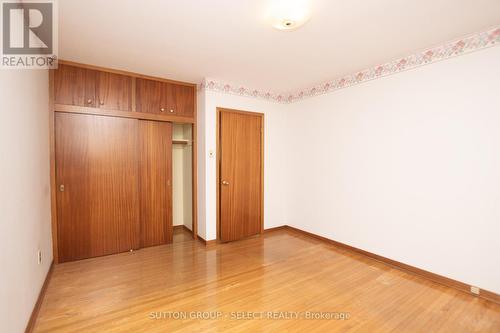 9 Sunray Avenue, London, ON - Indoor Photo Showing Other Room