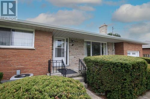 9 Sunray Avenue, London, ON - Outdoor