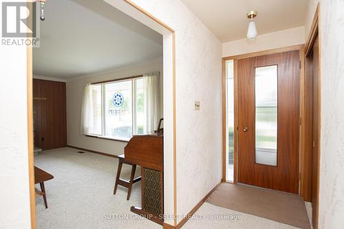 9 Sunray Avenue, London, ON - Indoor Photo Showing Other Room