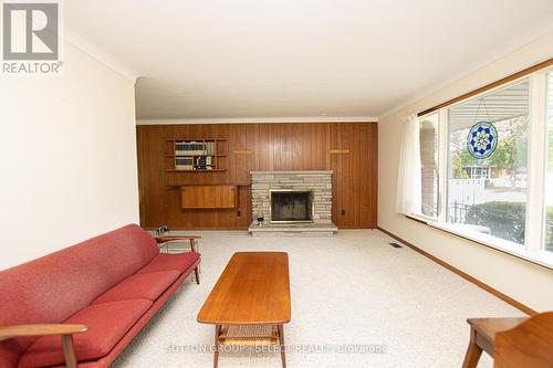 9 Sunray Avenue, London, ON - Indoor Photo Showing Living Room With Fireplace