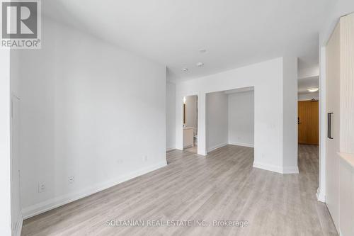 319 - 2369 Danforth Avenue, Toronto (East End-Danforth), ON - Indoor Photo Showing Other Room