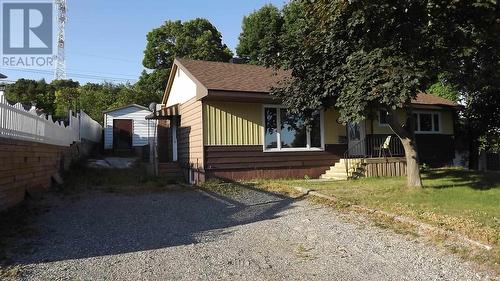 71 Hutchison Ave, Elliot Lake, ON - Outdoor