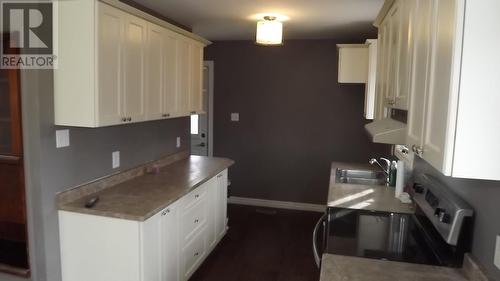 71 Hutchison Ave, Elliot Lake, ON - Indoor Photo Showing Kitchen