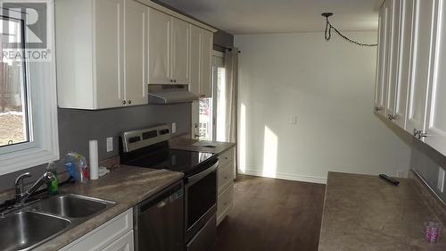 71 Hutchison Ave, Elliot Lake, ON - Indoor Photo Showing Kitchen With Double Sink