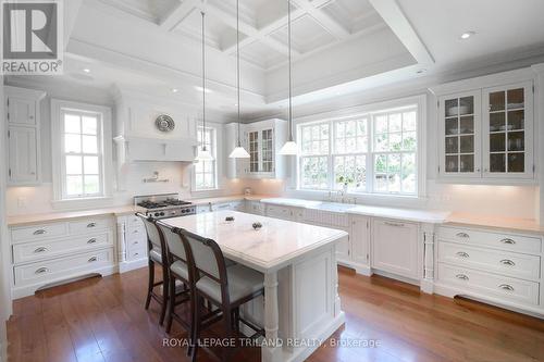 806 Maitland Street, London, ON - Indoor Photo Showing Kitchen With Upgraded Kitchen