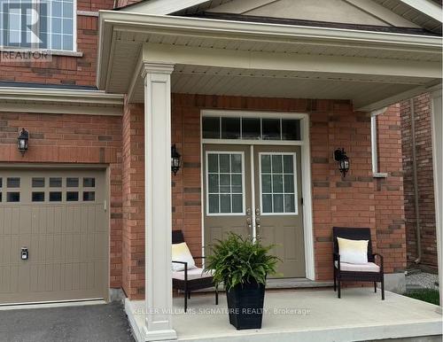 350 Begonia Gardens, Oakville, ON - Outdoor