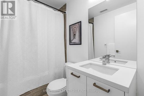 520 - 55 Ontario Street, Toronto (Moss Park), ON - Indoor Photo Showing Bathroom