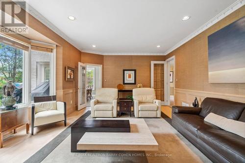 57 Fairmeadow Avenue, Toronto (St. Andrew-Windfields), ON - Indoor Photo Showing Living Room