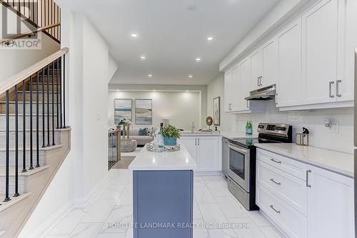 58 Thomas Frisby Jr Crescent, Markham, ON - Indoor Photo Showing Kitchen With Upgraded Kitchen