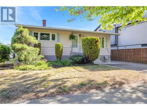 953 Borden Avenue, Kelowna, BC 