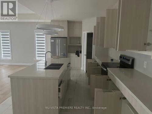 264 Stathis Boulevard, Sarnia, ON - Indoor Photo Showing Kitchen With Double Sink