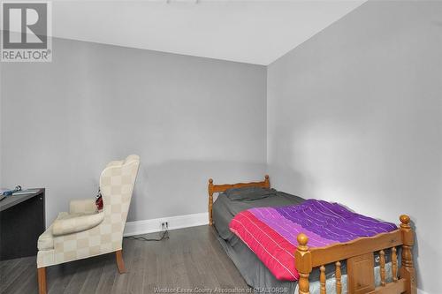 437 Indian Road, Windsor, ON - Indoor Photo Showing Bedroom