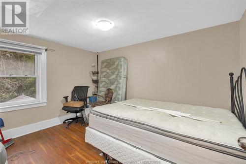 437 Indian Road, Windsor, ON - Indoor Photo Showing Bedroom