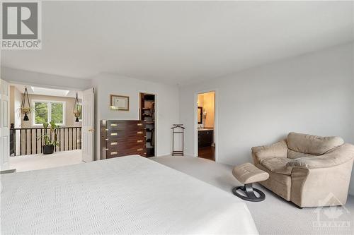 839 Adencliffe Drive, Ottawa, ON - Indoor Photo Showing Bedroom