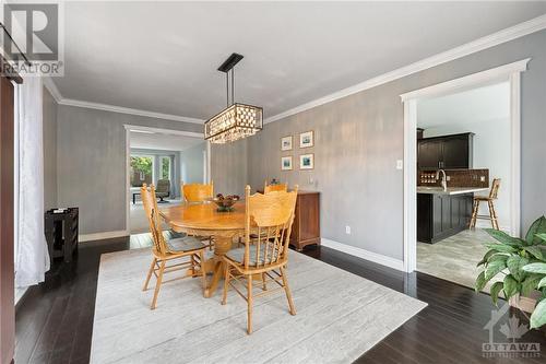 839 Adencliffe Drive, Ottawa, ON - Indoor Photo Showing Dining Room