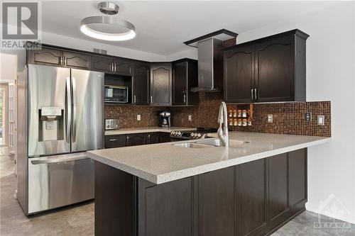 839 Adencliffe Drive, Ottawa, ON - Indoor Photo Showing Kitchen With Double Sink