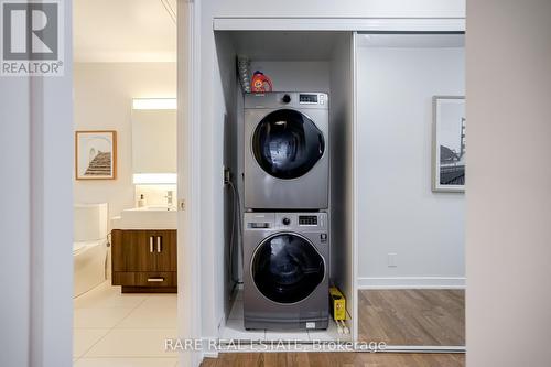 707 - 15 Beverley Street, Toronto (Kensington-Chinatown), ON - Indoor Photo Showing Laundry Room