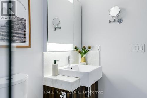 707 - 15 Beverley Street, Toronto (Kensington-Chinatown), ON - Indoor Photo Showing Bathroom