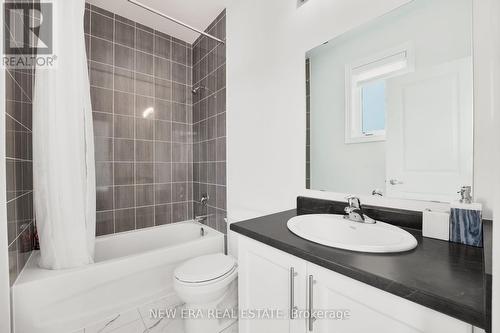 7 Ballanview Court, Whitchurch-Stouffville, ON - Indoor Photo Showing Bathroom