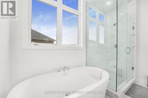 7 Ballanview Court, Whitchurch-Stouffville, ON - Indoor Photo Showing Bathroom