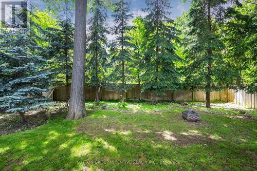 33 Glen Oak Court, Barrie (Little Lake), ON - Outdoor