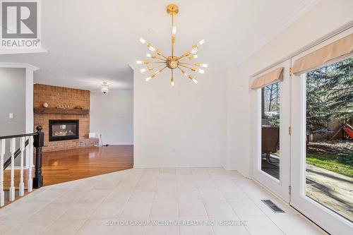 33 Glen Oak Court, Barrie (Little Lake), ON - Indoor With Fireplace