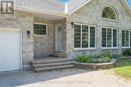 2140 Old Second Road S, Springwater (Midhurst), ON - Outdoor