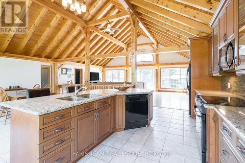 2140 Old Second Road S, Springwater (Midhurst), ON - Indoor Photo Showing Kitchen With Double Sink