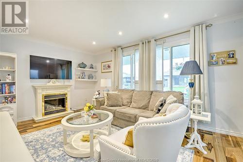 973 Ellrose, Windsor, ON - Indoor Photo Showing Living Room With Fireplace