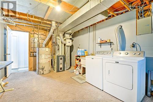 973 Ellrose, Windsor, ON - Indoor Photo Showing Laundry Room