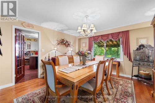 39 Maplewood Road, Mississauga (Mineola), ON - Indoor Photo Showing Dining Room